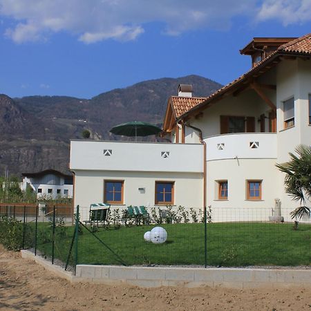 Apartments Klotz Bolzano Bagian luar foto